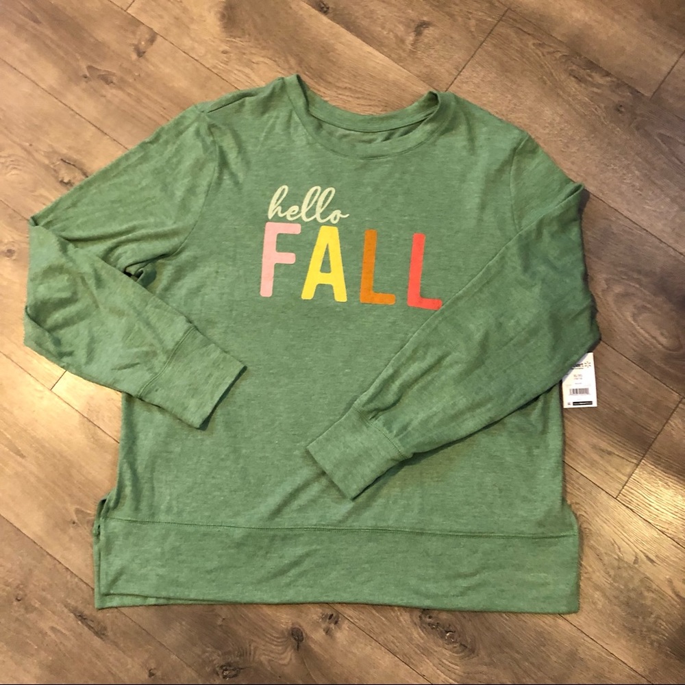 “Hello Fall” Long Sleeve Shirt Size XL New